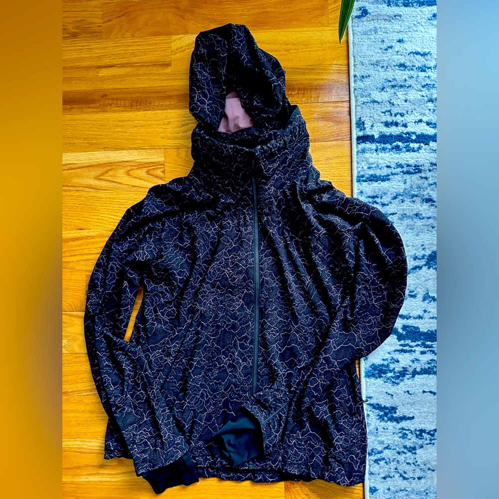 Lululemon Gather Me Slightly Jacket